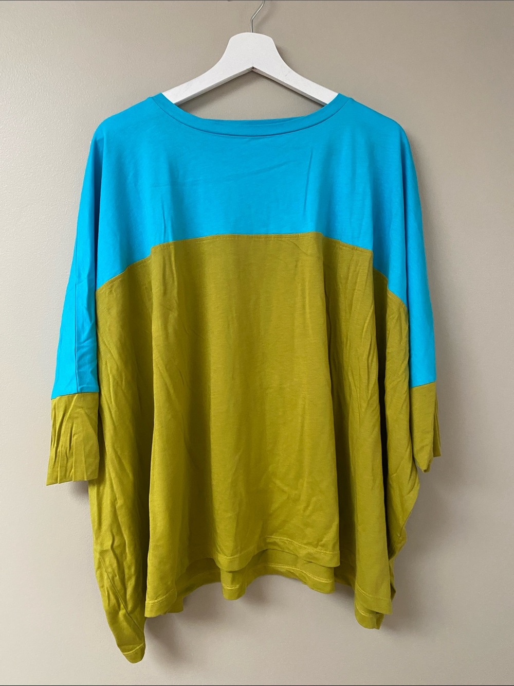 Planet by Lauren G Pima Cotton Colorblock Top in Turquoise and Olive OS